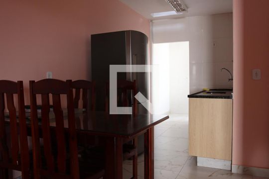 Cozinha de apartamento para alugar com 3 quartos, 75m² em 	Riacho Fundo I, Brasília