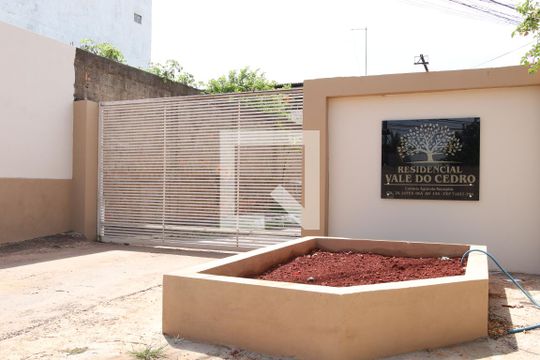 Entrada 2 de apartamento para alugar com 3 quartos, 75m² em 	Riacho Fundo I, Brasília
