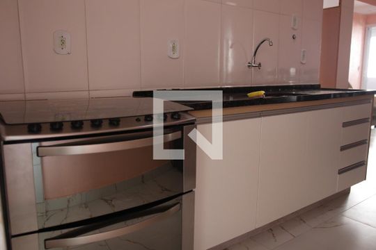 Cozinha de apartamento para alugar com 3 quartos, 75m² em 	Riacho Fundo I, Brasília