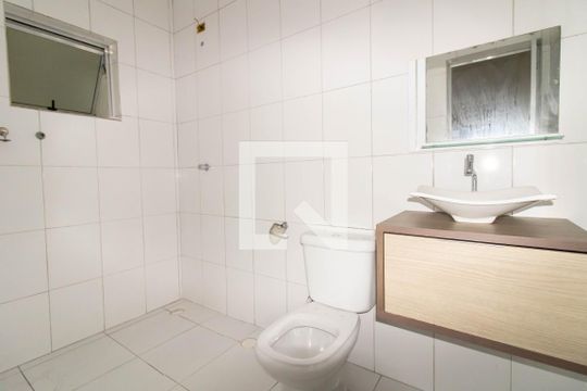 Banheiro de apartamento para alugar com 1 quarto, 35m² em Vila Planalto, Guarulhos