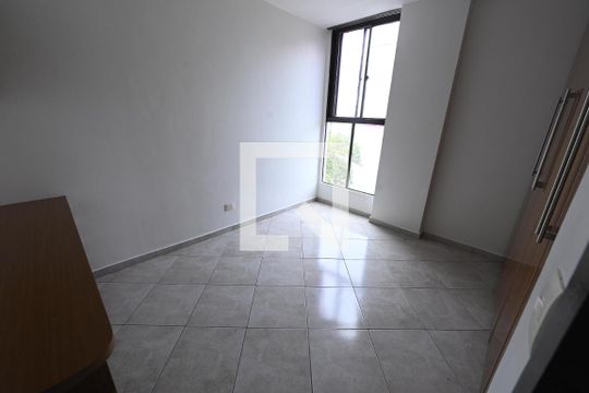 Q1 de apartamento à venda com 3 quartos, 85m² em Setor Central, Goiânia