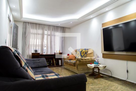 Sala de casa à venda com 3 quartos, 200m² em Cidade Vargas, São Paulo