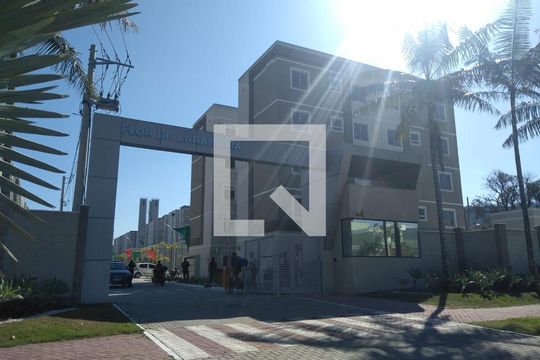 Fachada do condomínio de apartamento para alugar com 2 quartos, 45m² em Guaratiba, Rio de Janeiro