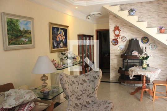 Casa à venda com 3 quartos, 166m² em Vila São Judas Tadeu, Guarulhos