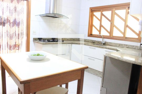 Cozinha de casa à venda com 3 quartos, 166m² em Vila São Judas Tadeu, Guarulhos