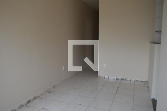 Sala de casa de condomínio à venda com 3 quartos, 63m² em Colonial, Contagem