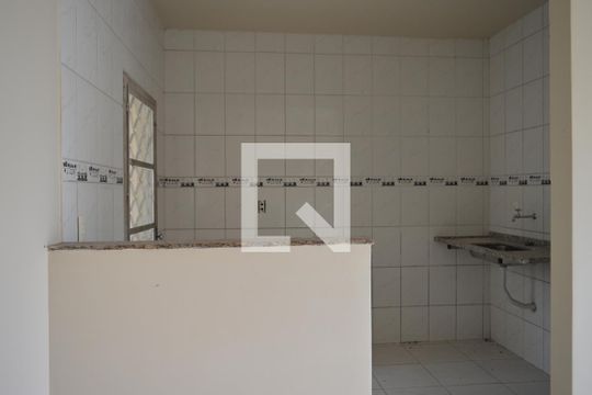 Cozinha de casa de condomínio à venda com 3 quartos, 63m² em Colonial, Contagem