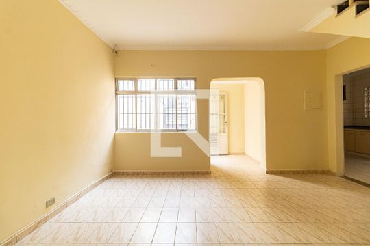 Sala de casa para alugar com 3 quartos, 210m² em Vila Gumercindo, São Paulo