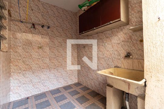 Lavanderia de casa para alugar com 3 quartos, 210m² em Vila Gumercindo, São Paulo