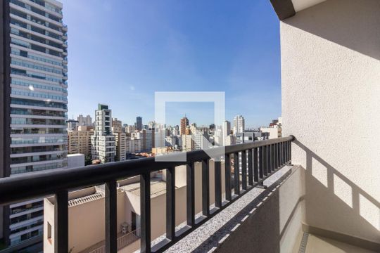 Varanda de kitnet/studio para alugar com 1 quarto, 25m² em Pinheiros, São Paulo