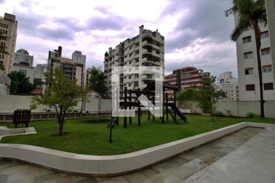 Área comum de apartamento à venda com 3 quartos, 144m² em Real Parque, São Paulo