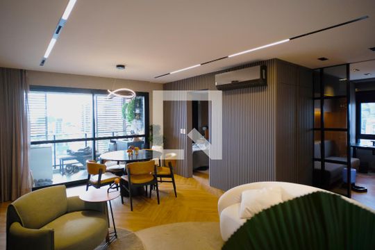 Sala de apartamento à venda com 2 quartos, 97m² em Petrópolis, Porto Alegre