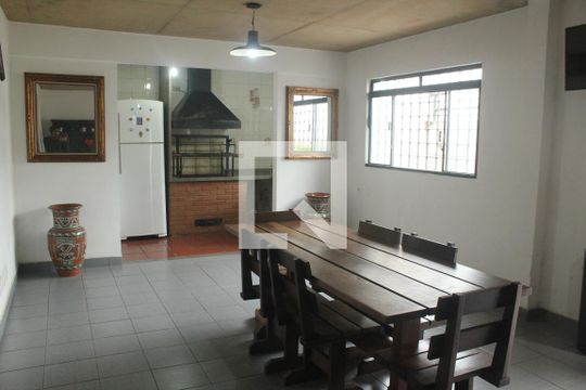 Área comum de casa à venda com 4 quartos, 500m² em Jardim Prudência, São Paulo