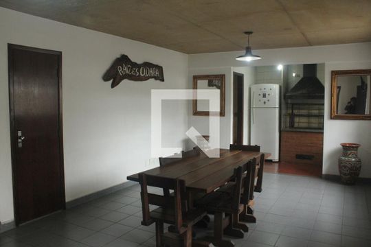 Área comum de casa à venda com 4 quartos, 500m² em Jardim Prudência, São Paulo