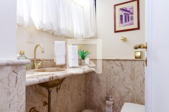Lavabo de apartamento à venda com 3 quartos, 160m² em Campo Belo, São Paulo