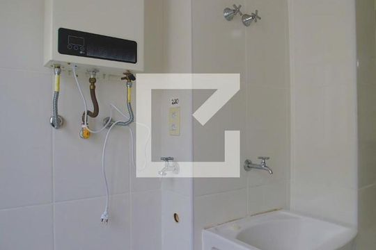 Área de Serviço de apartamento para alugar com 2 quartos, 63m² em Marapé, Santos