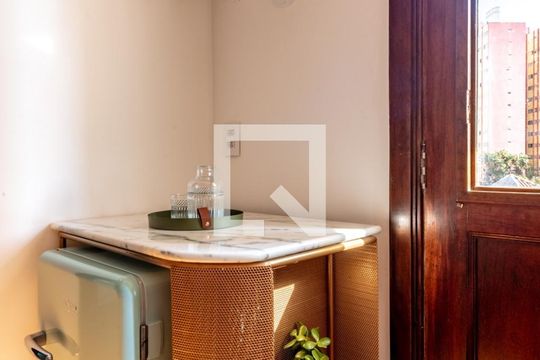 Sala/Quarto de kitnet/studio à venda com 1 quarto, 35m² em Vila Buarque, São Paulo