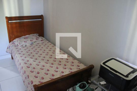 quarto de apartamento para alugar com 2 quartos, 70m² em Setor Negrão de Lima, Goiânia