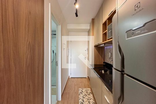 Cozinha de kitnet/studio para alugar com 0 quarto, 23m² em Brooklin Paulista, São Paulo