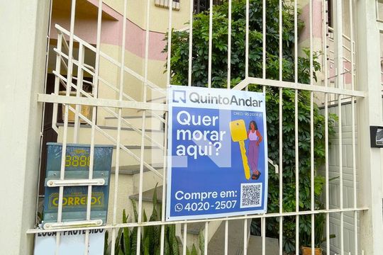 Outros de casa à venda com 3 quartos, 180m² em Vila Ipiranga, Porto Alegre