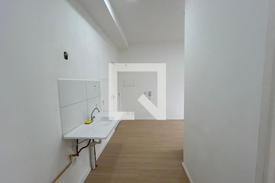 Cozinha de apartamento à venda com 2 quartos, 67m² em Barra Funda, São Paulo