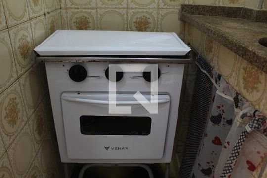 Cozinha de kitnet/studio para alugar com 1 quarto, 30m² em Centro, Rio de Janeiro