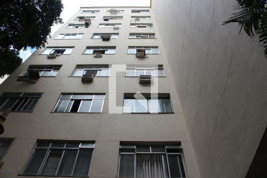 Fachada do Prédio de kitnet/studio para alugar com 1 quarto, 30m² em Centro, Rio de Janeiro