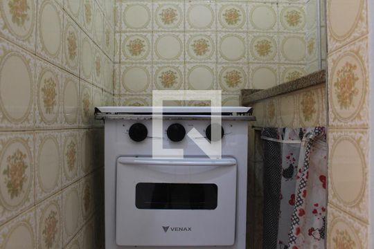 Cozinha de kitnet/studio para alugar com 1 quarto, 30m² em Centro, Rio de Janeiro