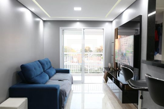 Sala de apartamento à venda com 2 quartos, 64m² em Campestre, Santo André