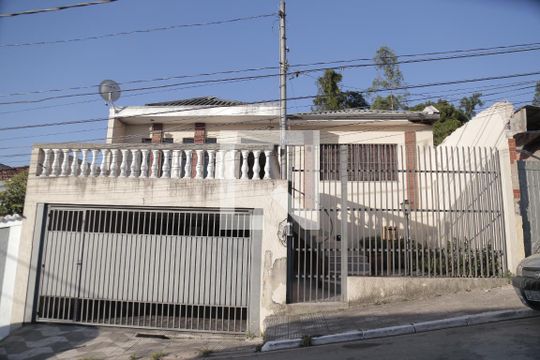 Fachada de casa à venda com 4 quartos, 180m² em Jardim Sao Jose, São Paulo