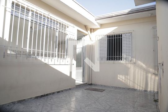 Área comum de casa à venda com 4 quartos, 180m² em Jardim Sao Jose, São Paulo