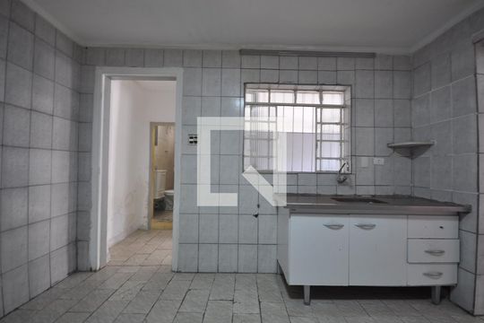 Cozinha de casa à venda com 1 quarto, 77m² em Vila Ede, São Paulo