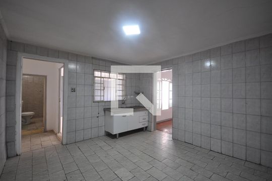 Cozinha de casa à venda com 1 quarto, 77m² em Vila Ede, São Paulo