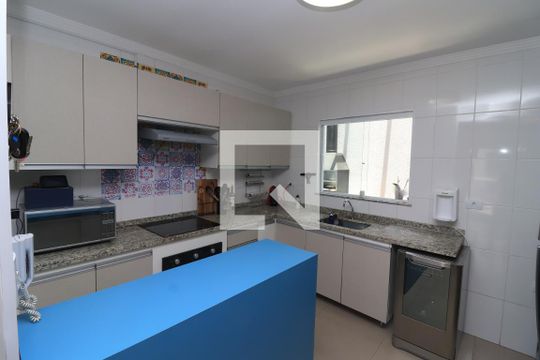 Cozinha de casa de condomínio à venda com 3 quartos, 130m² em Vila Esperança, São Paulo