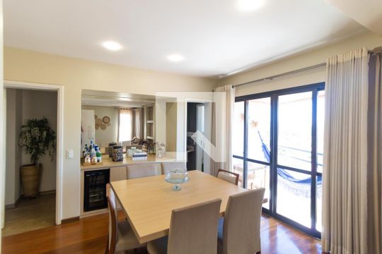 Salas de apartamento à venda com 4 quartos, 156m² em Jardim Proença, Campinas