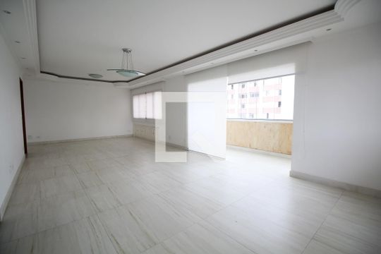 Apartamento à venda com 4 quartos, 205m² em Vila Mariana, São Paulo