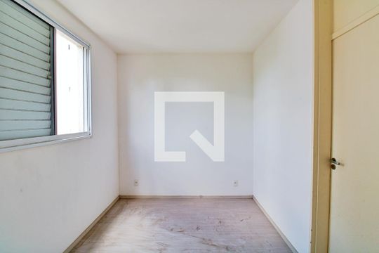 Quarto 1 de apartamento à venda com 3 quartos, 64m² em Vila Praia, São Paulo