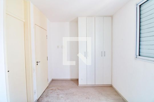 Quarto 1 de apartamento à venda com 3 quartos, 64m² em Vila Praia, São Paulo