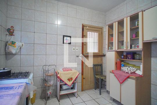 Cozinha de casa à venda com 3 quartos, 300m² em Santos Dumont, São Leopoldo