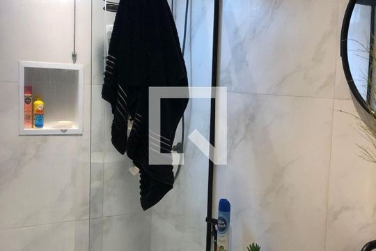 Banheiro de casa de condomínio à venda com 2 quartos, 360m² em Vargem Grande, Rio de Janeiro