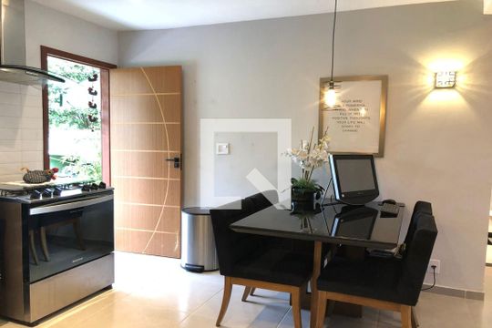 Cozinha de casa de condomínio à venda com 2 quartos, 360m² em Vargem Grande, Rio de Janeiro