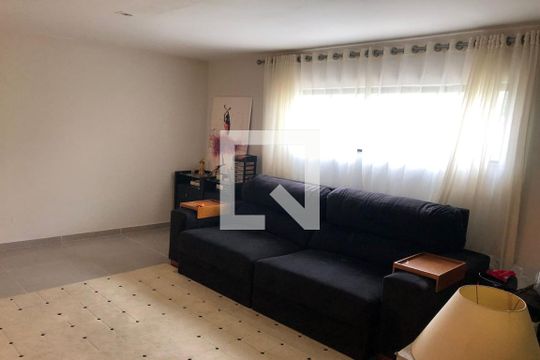 Sala de casa de condomínio à venda com 2 quartos, 360m² em Vargem Grande, Rio de Janeiro