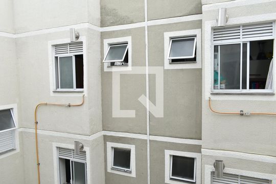 Vista da Area de Serviço de apartamento para alugar com 2 quartos, 54m² em Inhoaíba, Rio de Janeiro