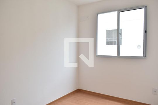Quarto 1 de apartamento para alugar com 2 quartos, 54m² em Inhoaíba, Rio de Janeiro