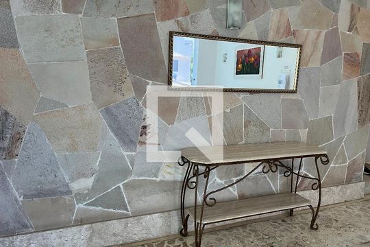Hall de entrada de apartamento à venda com 2 quartos, 80m² em Vila da Saúde, São Paulo