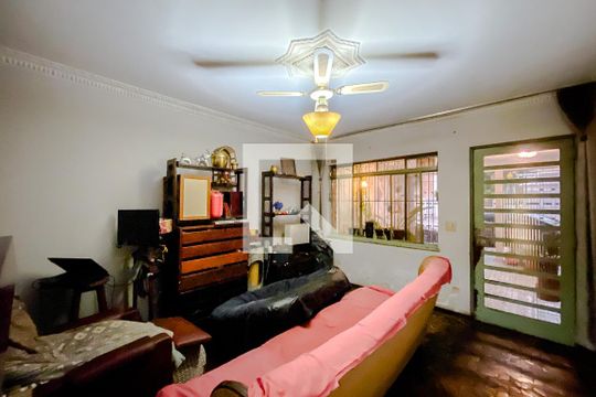 Sala de casa à venda com 3 quartos, 240m² em Água Rasa, São Paulo