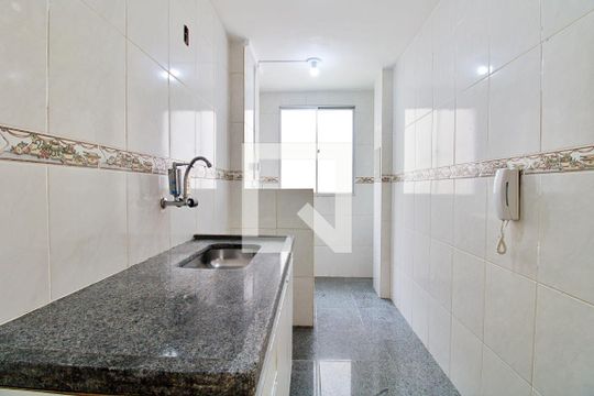 Cozinha de apartamento à venda com 2 quartos, 50m² em Paraisópolis, São Paulo