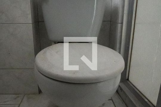 Banheiro de serviço  de apartamento à venda com 1 quarto, 50m² em Centro, Rio de Janeiro