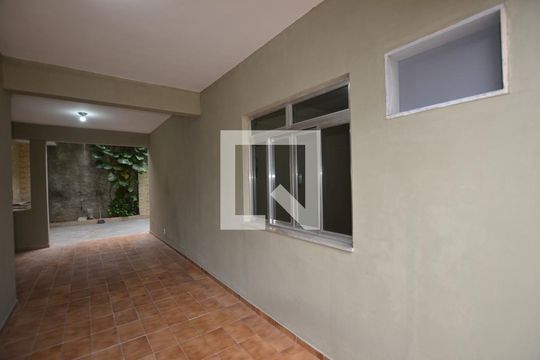 Hall de Entrada de casa para alugar com 3 quartos, 50m² em Madureira, Rio de Janeiro
