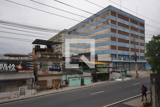 Vista do Quarto 1 de casa para alugar com 3 quartos, 50m² em Madureira, Rio de Janeiro